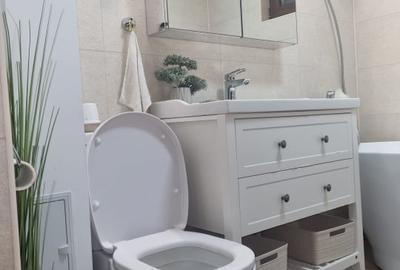 E3, etaj 2, decomandat, renovat, centrala termica - 12