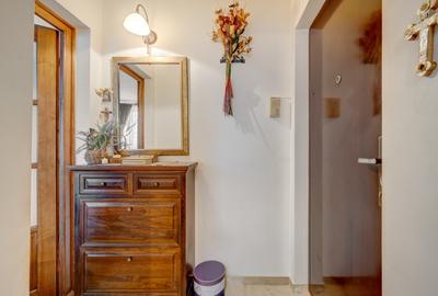 Apartament cu 4 camere semidecomandat în Drumul Taberei - 12