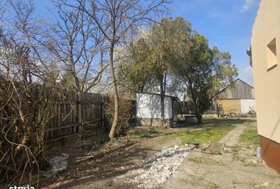 Casă cu 3 camere cu Teren 916 Mp în Sălard