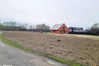 Teren de 1683 mp, în Prejmer - 2