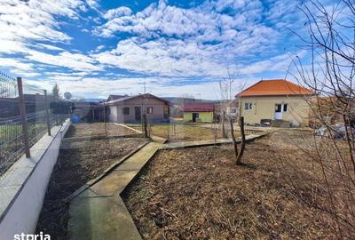 Casă cu 5 camere cu Teren 1281 Mp în Baciu - 8