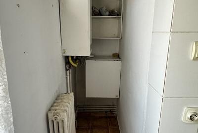 Apartament cu 4 camere decomandat, mobilat în Vasile Aaron - 13