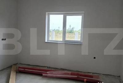 Casă cu 4 camere cu Teren 420 Mp în Periferie - 6