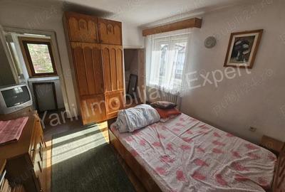 Casă cu 4 camere cu Teren 1163 Mp în Central - 8