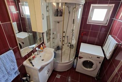 Apartament cu 3 camere decomandat în Republicii - 3