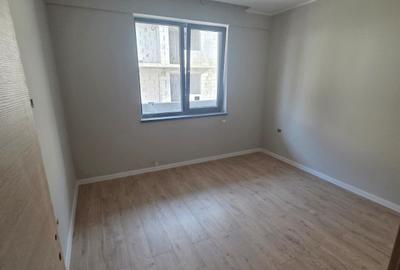 Apartament cu 2 camere decomandat în Palazu Mare - 2