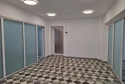 Spațiu comercial, de 104 mp, în Unirii - 2