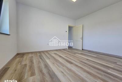 Spațiu comercial, de 280 mp, în Central - 7