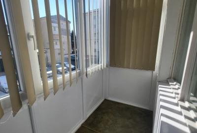 Apartament 3 camere, decomandat, 70 mp, Strand   - etaj I - 10