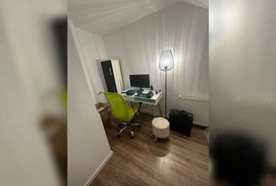 Casă cu 3 camere cu Teren 200 Mp în Central - 2
