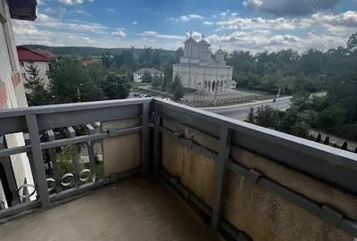 Apartament cu 3 camere decomandat în Central - 7