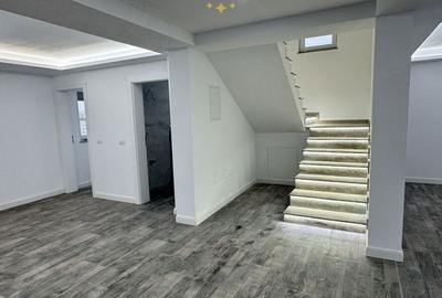 Casă cu 4 camere în Călugăreni - 4