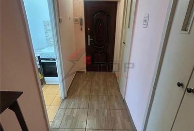 Apartament cu 3 camere decomandat în Alexandru cel Bun - 9