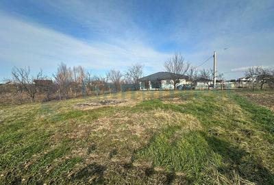 Teren Construcții de 500 mp, în Sânmartin - 1