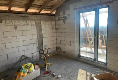 Casă cu 4 camere cu Teren 311 Mp în Central - 6