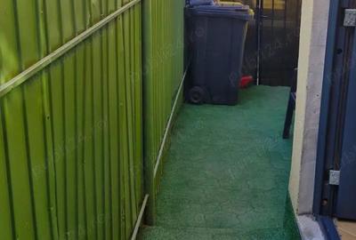 Casă cu 3 camere cu Teren 10 Mp în Rahova