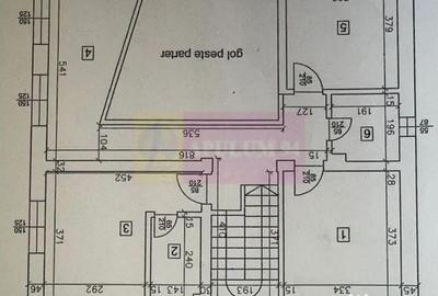 Casă cu 5 camere cu Teren 500 Mp în Central - 3