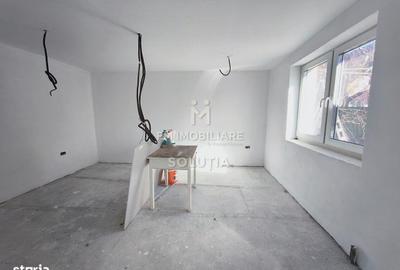 Casă cu 3 camere cu Teren 400 Mp în Central