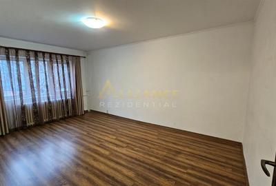 Apartament cu 3 camere decomandat în Berceni - 2