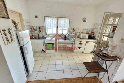 Casă cu 6 camere în Breaza - 18