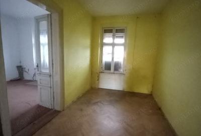 Proprietar- Ideala ptr. locuit, azil, clinica etc. - 10