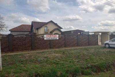 Casa 210m2 + hala 100mp - 4