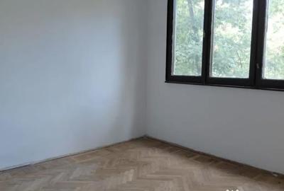 Apartament cu 3 camere semidecomandat în Țiglina 1 - 6