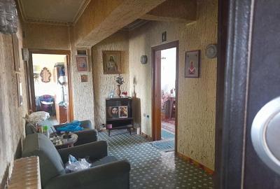 Apartament cu 3 camere decomandat în Sud - 5