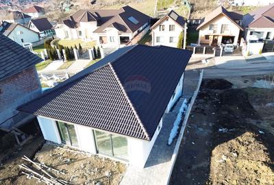 Casă cu 4 camere cu Teren 501 Mp în Central - 3