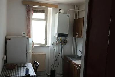 Apartament 3 camere decomandat mobilat zona Balcescu, Lugoj 330 luna - 9