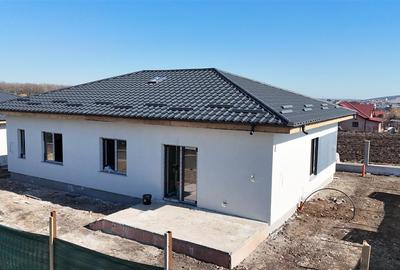 Casă individuală cu 4 camere cu Canalizare în Breazu - 10