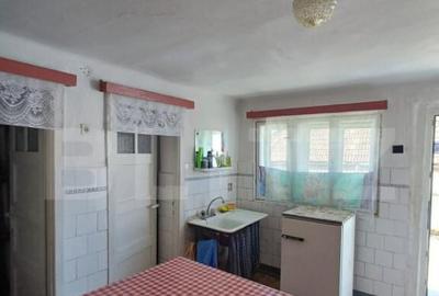 Casa de vanzare, cu 3 camere, 85 mp, 151 mp teren, zona cent - 28