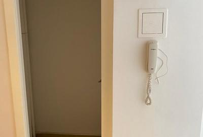 Garsonieră decomandată în Romană - 5