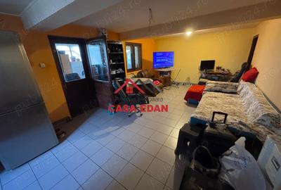 Casă cu 6 camere cu Teren 1521 Mp în Câmpina - 2