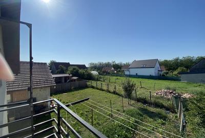 Casă individuală cu 4 camere cu Canalizare în Cristian - 12