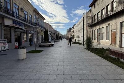 Spațiu comercial, de 165 mp, în Central - 7