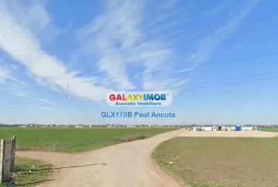 Teren de 110000 mp, în Central - 3