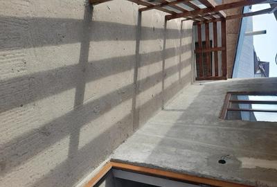 Casă cu 2 camere cu Teren 680 Mp în Lucieni - 2