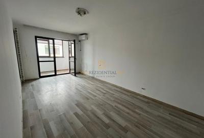 Apartament cu 3 camere decomandat în Apărătorii Patriei