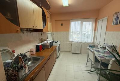 Oltentiei - Romprim | 2 Camere | Decomandat | Balcon | Etaj 8/8 Oltentiei - Romprim | 2 Camere | Decomandat | Balcon | Etaj 8/8 - 9