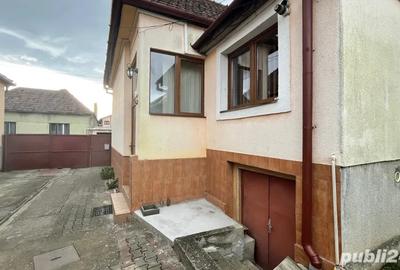 Casa de inchiriat - 1