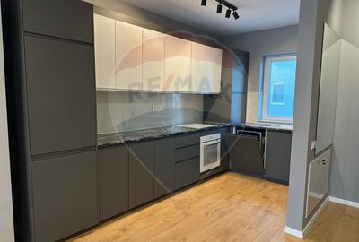 Casă cu 3 camere cu Teren 90 Mp în Central - 14