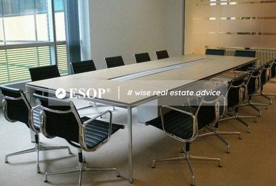 Spațiu comercial, de 150 mp, în Central