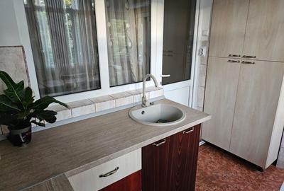 Apartament cu 3 camere decomandat în Central - 3
