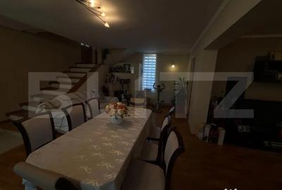 Casă cu 7 camere cu Teren 776 Mp în Păulești