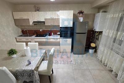 Casă cu Teren 334 Mp în Central - 10