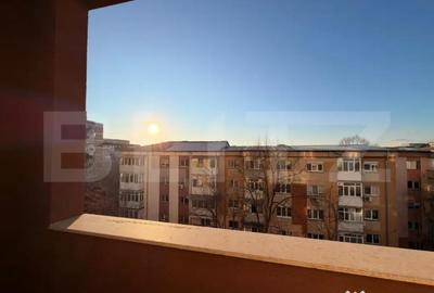 Garsonieră decomandată, mobilată în Rovine - 2