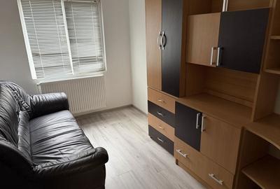 Apartament cu 3 camere decomandat în Central - 3