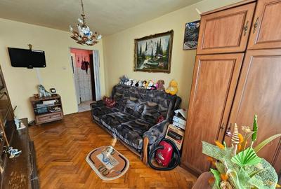 Apartament 2 camere,etaj 2 zona Dacia - 5