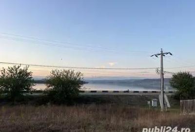 Teren de 1000 mp, în Hinova - 1